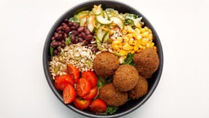 Edamame Falafel Salad